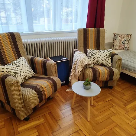 Terrace 10min From Termal Bath *