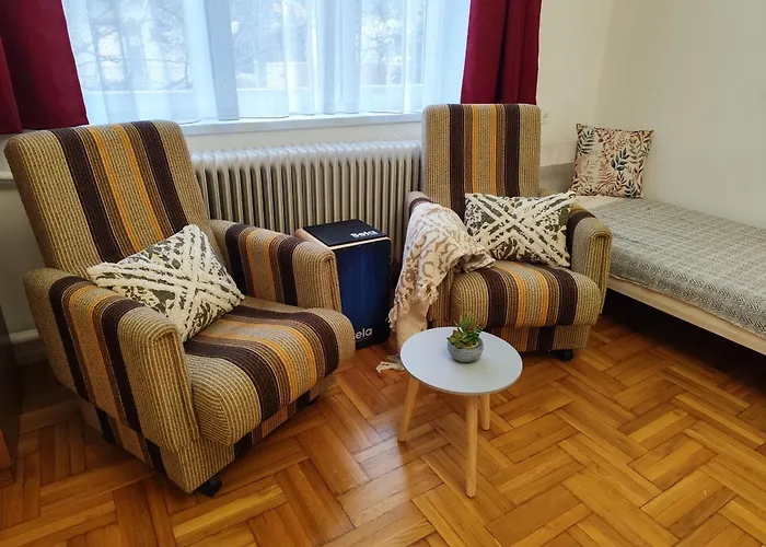 Terrace 10min From Termal Bath *